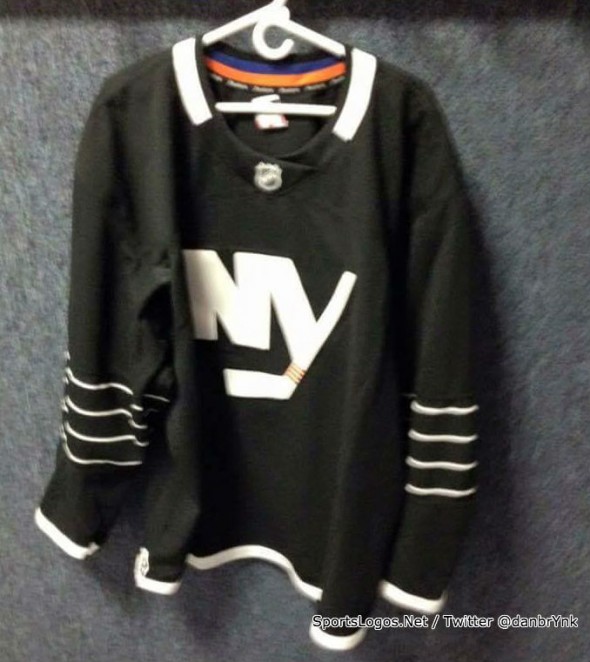 islanders black jersey